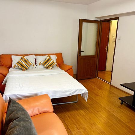 Jad - Familiy 4 Rooms Apartment - Near Forest - Racadau Brasov Exterior photo