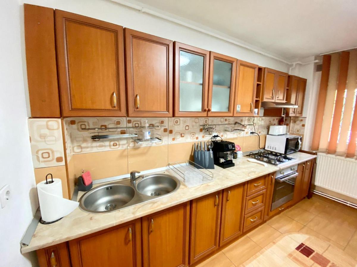 Jad - Familiy 4 Rooms Apartment - Near Forest - Racadau Brasov Exterior photo