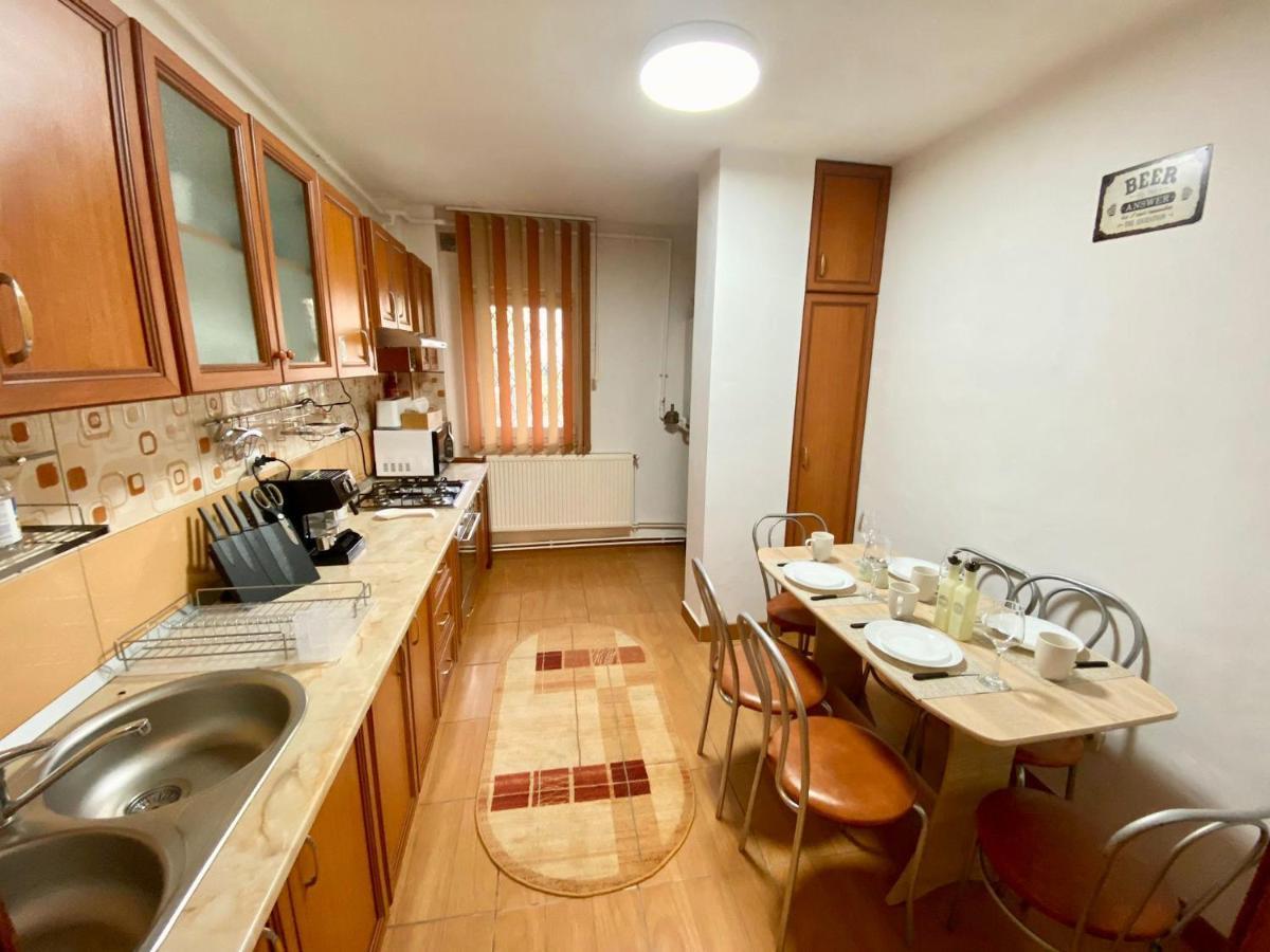 Jad - Familiy 4 Rooms Apartment - Near Forest - Racadau Brasov Exterior photo